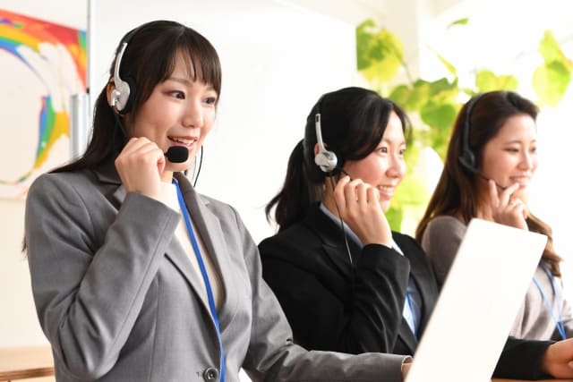 Q&AとFAQの違いとは？顧客対応を最適化する正しい使い分けガイド