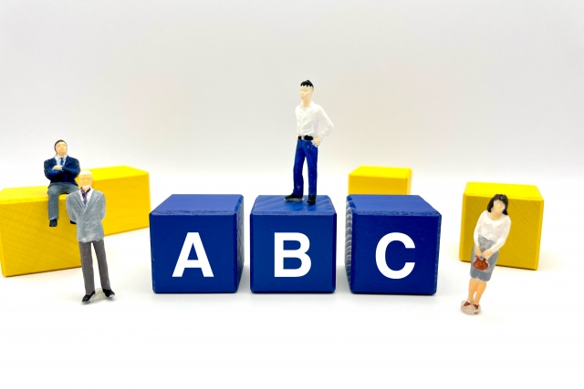 社内Wiki運用はなぜ失敗する?形骸化を防ぐ方法とおすすめツールの選び方